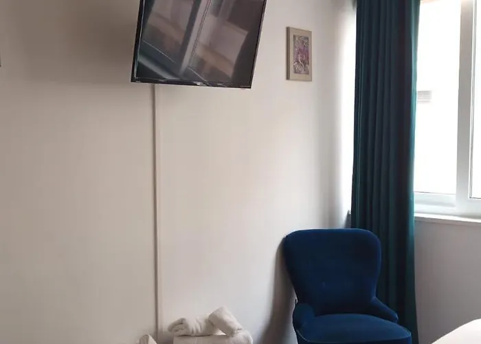 Miro Bed & Breakfast 4*