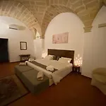 Miro 4*