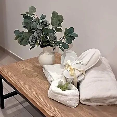 Couette-café Miro 4*