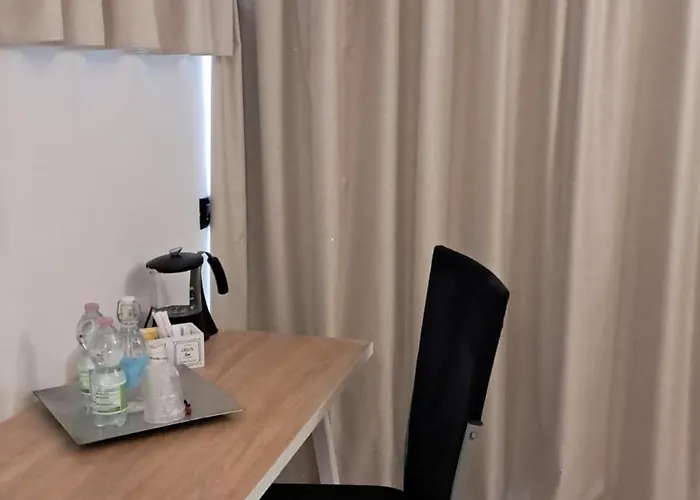 לינה וארוחת בוקר Miro לצ'ה