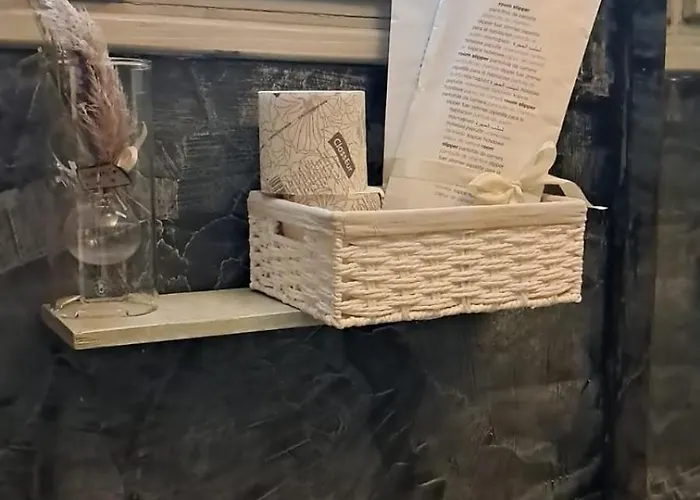 לינה וארוחת בוקר Miro